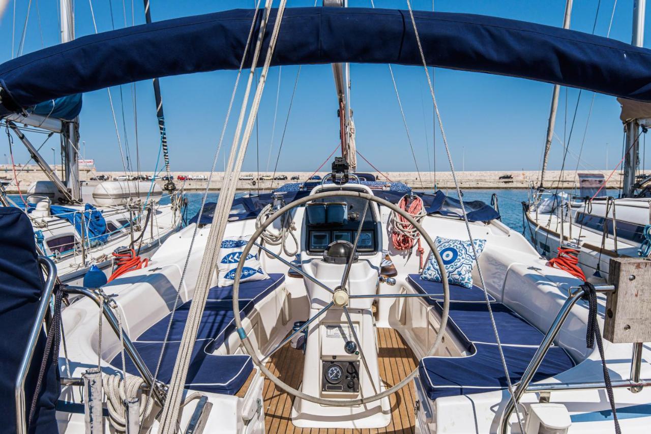 Charming Sailing Boat - Le Dimore Di Ines Bari Luaran gambar